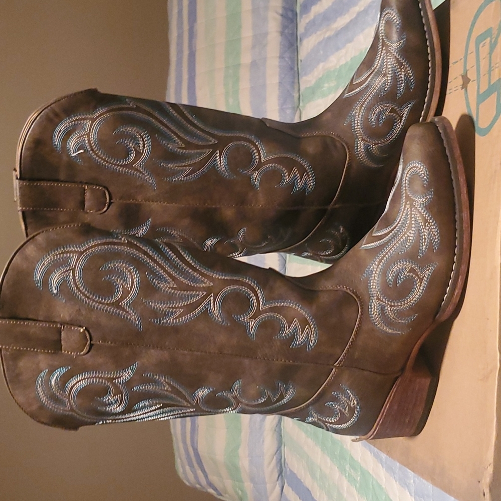 Womens Ropers
